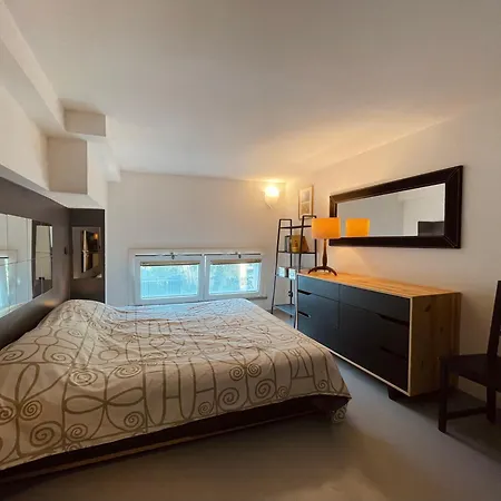 Apartmán Ampio Loft Su Due Livelli Con Giardino Milán