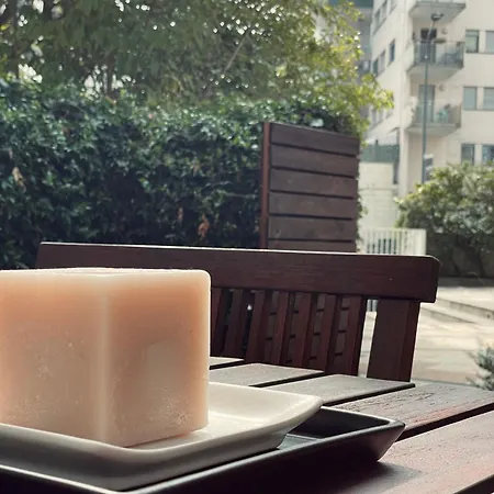 Ampio Loft Su Due Livelli Con Giardino * Milan